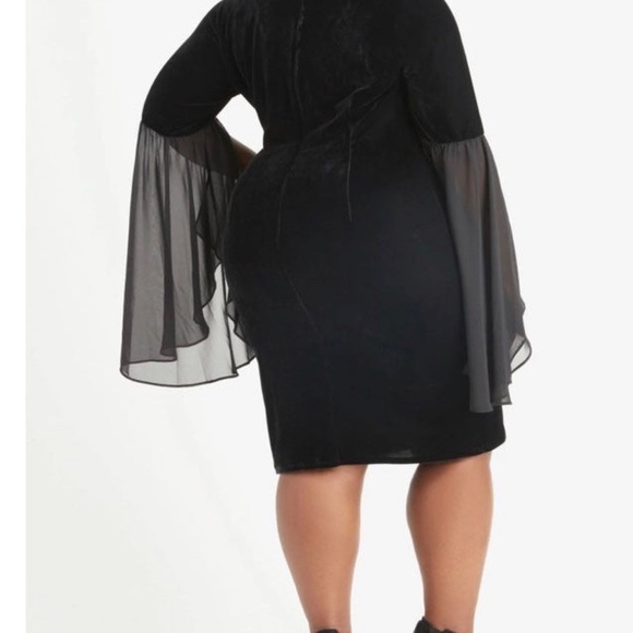 Black dress - Picture 2 of 6